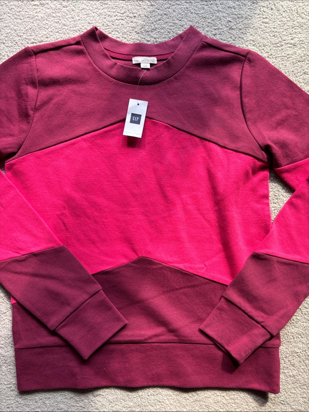 NWT GAP Two-Tone Crewneck Sweatshirt in Hot Pink and Burgundy